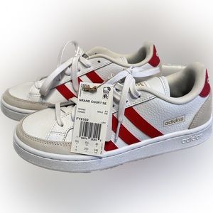ADIDAS GRAND COURT SE SNEAKER